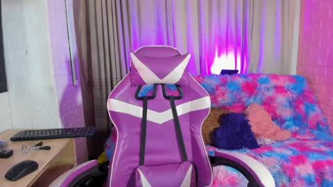 sienna_lux01 online show from 06.04.26