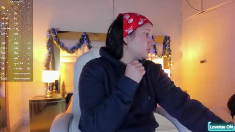 Sienna  online show from 12.23.25