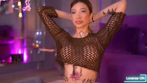 Sienna online show from 10.25.25