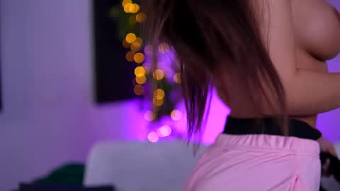 Sienna online show from 04.18.26