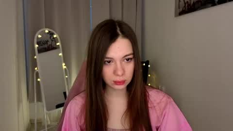 siennasayss online show from 03.24.26