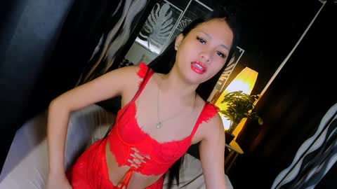 Snapshot of sierracoxriches chatting on 01.06.25 Belle online show from 01.06.25