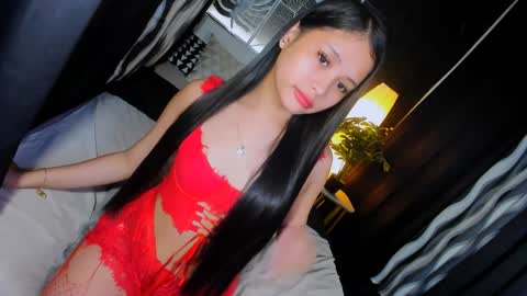 Snapshot of sierracoxriches chatting on 01.22.25 Belle online show from 01.22.25