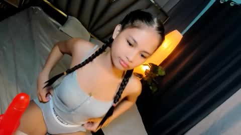 Snapshot of sierracoxriches chatting on 09.18.25 Belle online show from 09.18.25