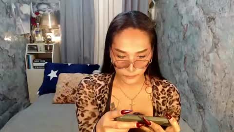 Snapshot of sierrafina_mcbride chatting on 06.25.26 Sierrafina online show from 06.25.26