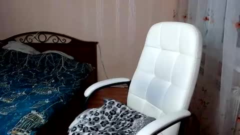 Snapshot of sierrapreston chatting on 02.14.25 sierrapreston online show from 02.14.25