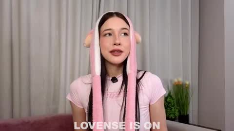 Eva  online show from 02.13.26