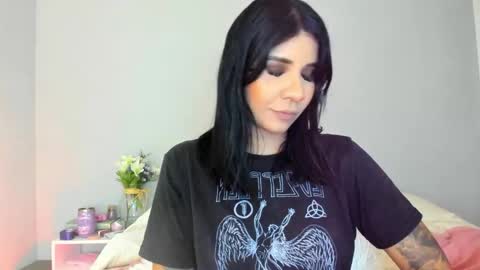 siirena online show from 12.20.25