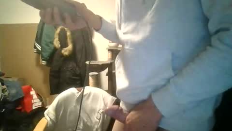 Snapshot of sijmen372936 chatting on 10.21.25 sijmen online show from 10.21.25
