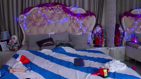 SilasCollins online show from 12.22.24