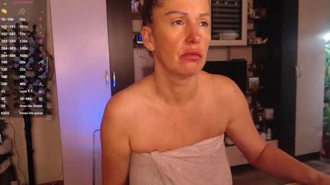 silenaa_sloussen online show from 09.16.25