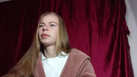 JULIANA online show from 04.04.26