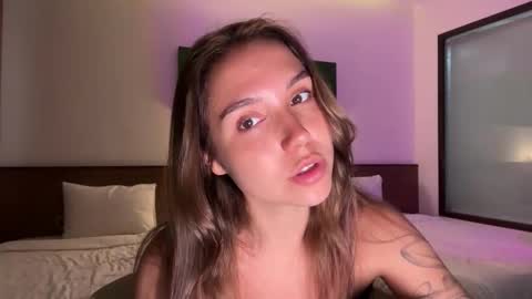 You fav Miss Si online show from 02.04.26