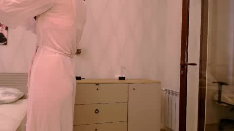 silk_ann online show from 11.05.25