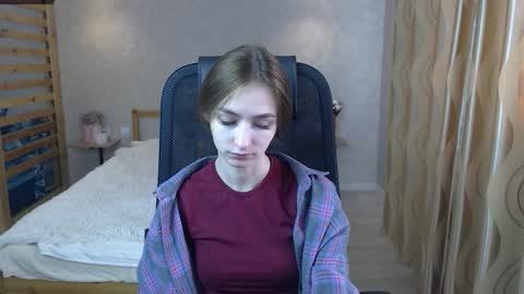 silkymiley online show from 09.18.25