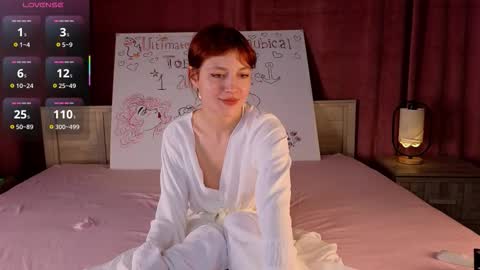 silly___woman online show from 10.21.25