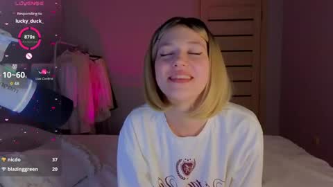 silly___woman online show from 07.28.26