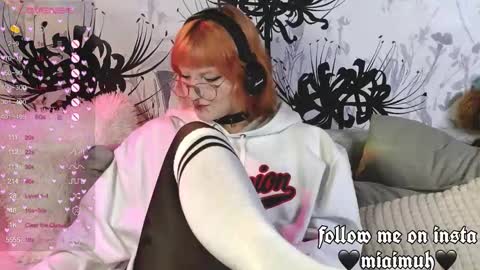 Mia online show from 09.23.25