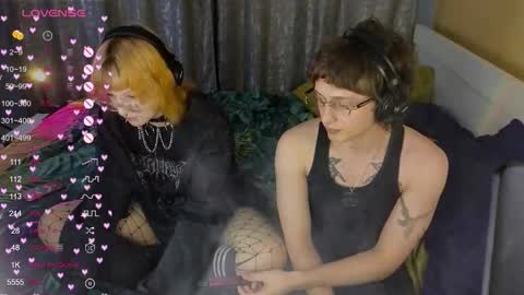 Mia online show from 10.06.25