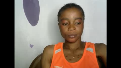 Snapshot of silm_baddie14 chatting on 10.02.25 slim daddie14 online show from 10.02.25