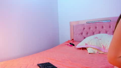 Snapshot of silvana_wenz chatting on 01.30.25 Silvana online show from 01.30.25