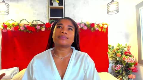 Snapshot of silvannafit chatting on 04.29.26 Silvana Fit online show from 04.29.26