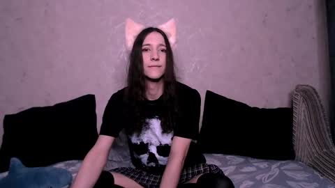 silvermuse online show from 11.23.25