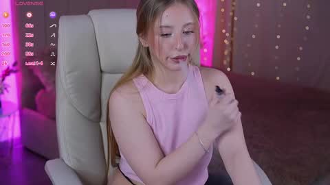  Kristina Kris  online show from 02.21.25