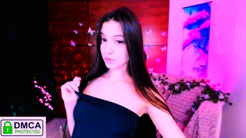 Silvia nude in pvt  online show from 01.07.25
