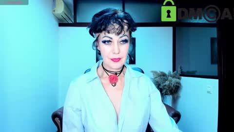 Silvia Wallec online show from 02.15.25