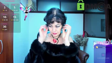 Silvia Wallec online show from 03.02.25