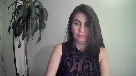 Silvie online show from 12.15.24