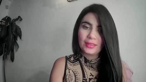 Silvie online show from 02.17.25