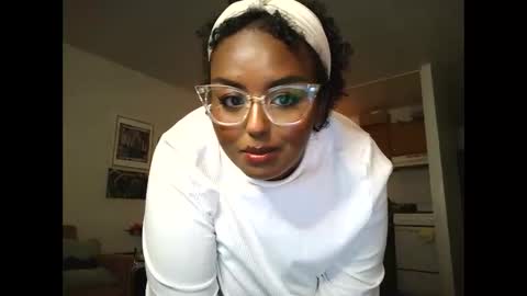 Simin Fox online show from 11.27.25