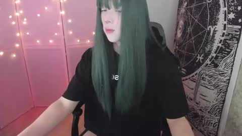 Snapshot of simochka_ chatting on 06.24.26 Simochka online show from 06.24.26