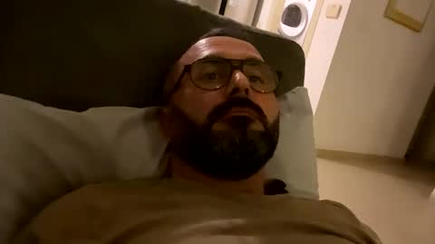 Snapshot of simon_bb chatting on 09.13.25 Si online show from 09.13.25