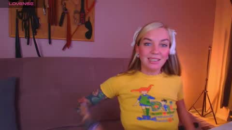 simona_moonshine online show from 01.16.26