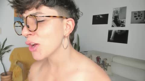 Sim. online show from 02.10.25