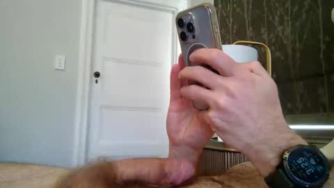 Snapshot of simonfrommelb chatting on 10.31.25 simonfrommelb online show from 10.31.25