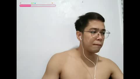 Snapshot of simplysanti_ph chatting on 06.03.26 Santino online show from 06.03.26