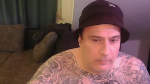 Snapshot of sinalco1975 chatting on 10.28.25 sinalco1975 online show from 10.28.25