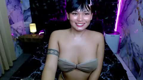 Snapshot of sinampot chatting on 06.22.26 hi im thalia nice to meet you please give me thumbs up 3 online show from 06.22.26