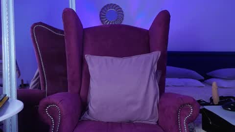 Ms. Sindel online show from 03.09.25