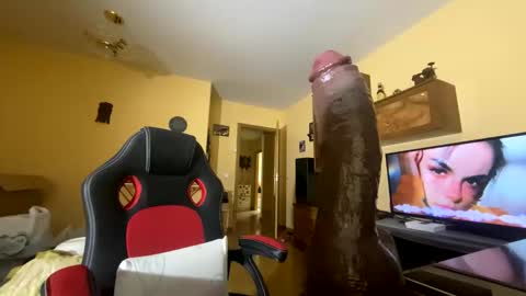 SindyCross online show from 12.05.25