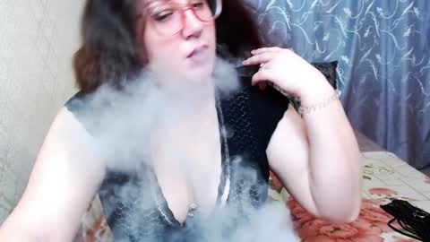 Angela online show from 12.04.24