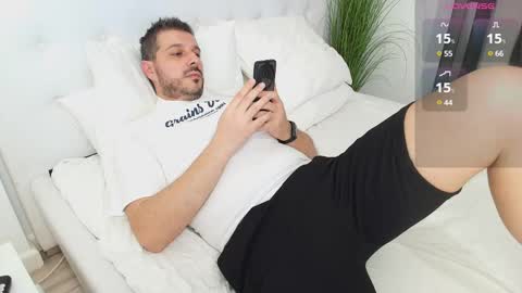 Snapshot of sinfuleagle chatting on 01.05.25 Eagle online show from 01.05.25