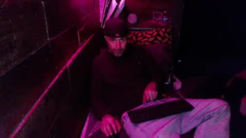 Snapshot of sinfulloki616 chatting on 11.01.25 sinfulloki616 online show from 11.01.25