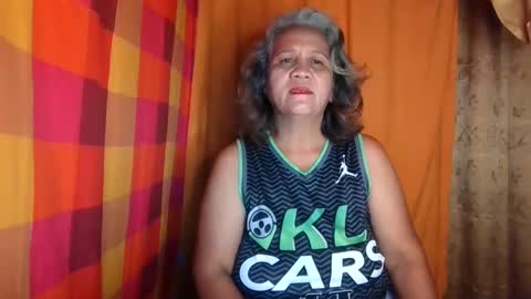 Single momma68 online show from 01.19.25