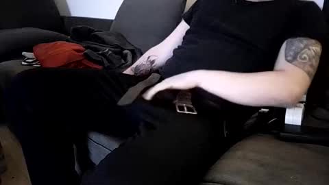 Snapshot of sinned09 chatting on 02.19.26 sinned09 online show from 02.19.26