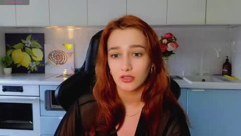 Snapshot of sinty_noria chatting on 05.19.26 Sinty Noria online show from 05.19.26